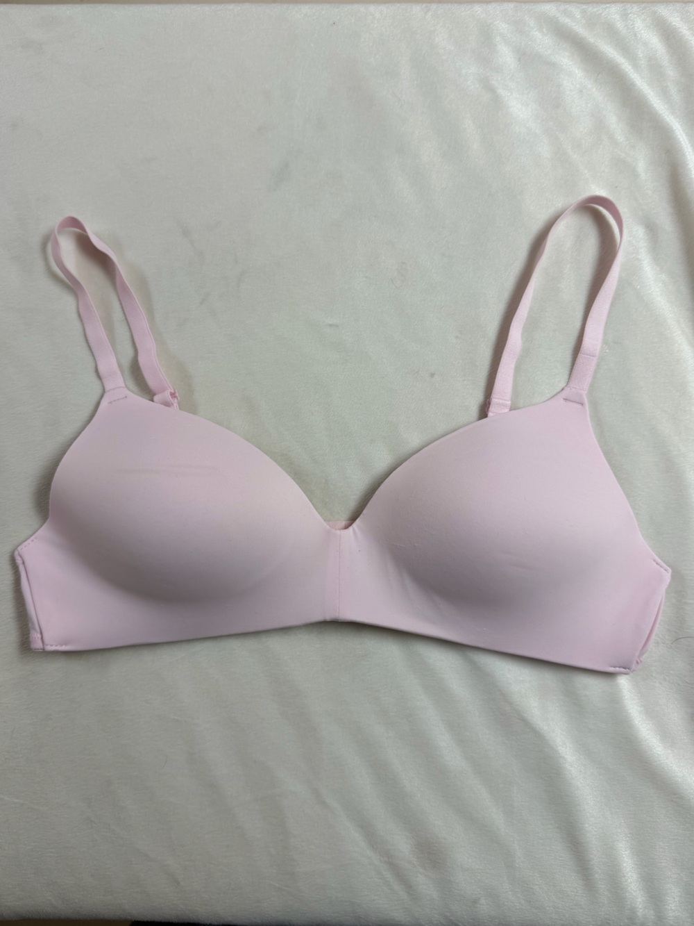 4/$20 Victoria's Secret Light Pink Wear Everywhere Wireless Bra